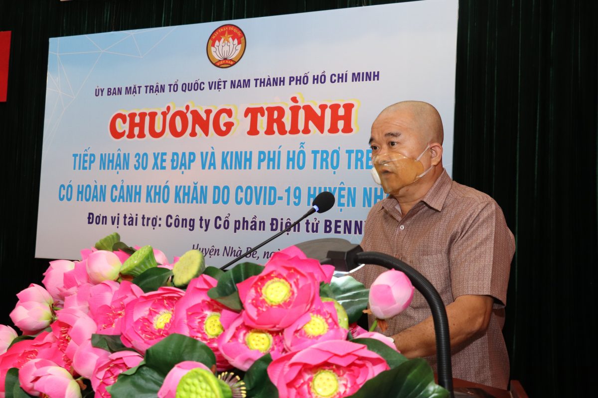 Ông Phan Thế Hùng, Trưởng Phòng Kinh doanh khu vực miền Nam công ty Benny Việt Nam phát biểu tại buổi lễ.